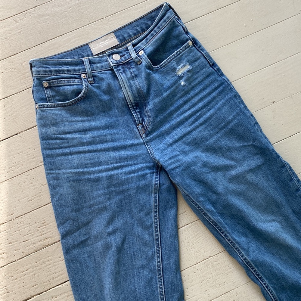 Everlane Way High Organic Cotton Jean in Distressed Wash